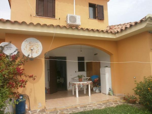 Residenza Li Fureddi Apartment San Teodoro  Bagian luar foto